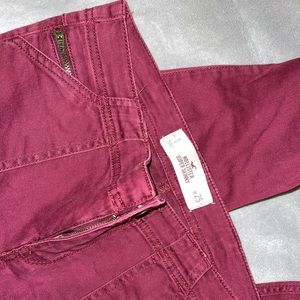 Hollister size 1 maroon skinny jeans